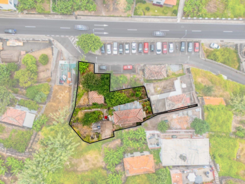 Moradia T2 para Venda em Ribeira Brava Foto 3