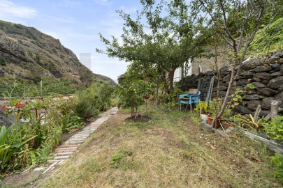 Moradia T2 para Venda em Ribeira Brava