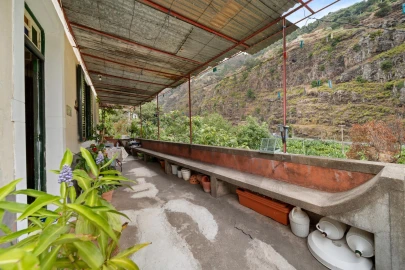 Moradia T2 para Venda em Ribeira Brava