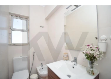 Apartamento T3 para Venda em Loures