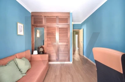 Apartamento T3 para Venda em Loures