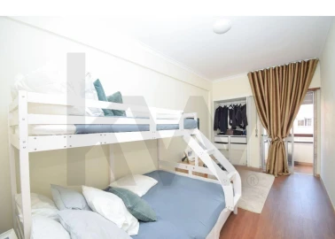Apartamento T3 para Venda em Loures