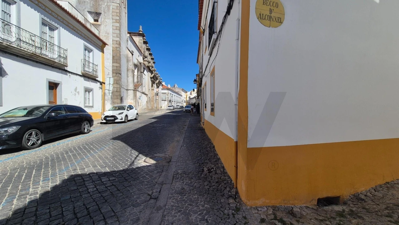Moradia T3 para Arrendamento em Évora (São Mamede, Sé, São Pedro e Santo Antão) Foto 3