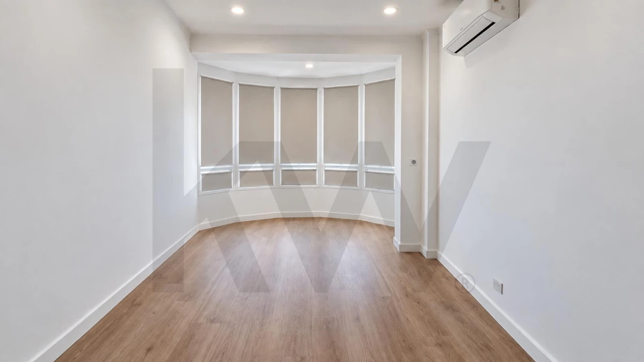 Apartamento T1 para Venda em Costa da Caparica Foto 6