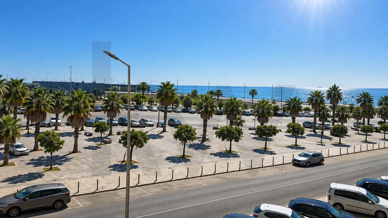 Apartamento T1 para Venda em Costa da Caparica Foto 10