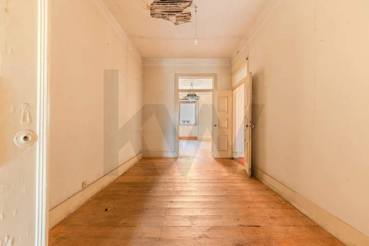 Apartamento T4 para Venda em Arroios Foto 13
