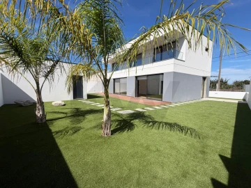 Moradia T4 para Venda em Ílhavo (São Salvador)