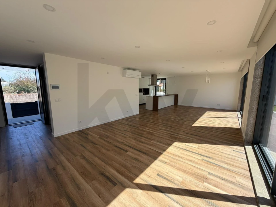 Moradia T4 para Venda em Ílhavo (São Salvador) Foto 4