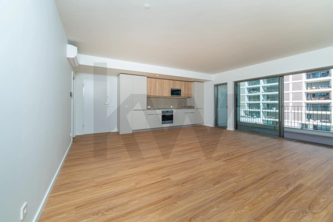 Apartamento T2 para Venda em Santo António dos Cavaleiros e Frielas Foto 2