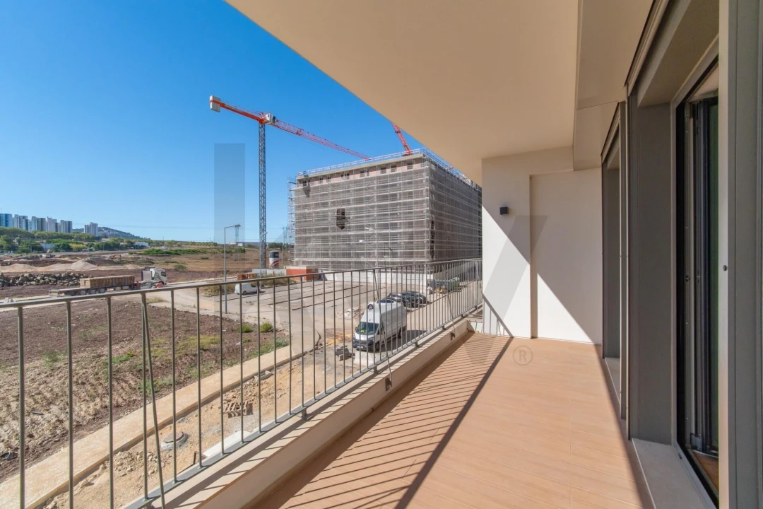 Apartamento T2 para Venda em Santo António dos Cavaleiros e Frielas Foto 26