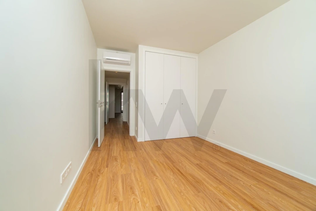 Apartamento T2 para Venda em Santo António dos Cavaleiros e Frielas Foto 20