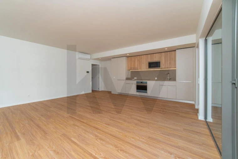 Apartamento T2 para Venda em Santo António dos Cavaleiros e Frielas Foto 3