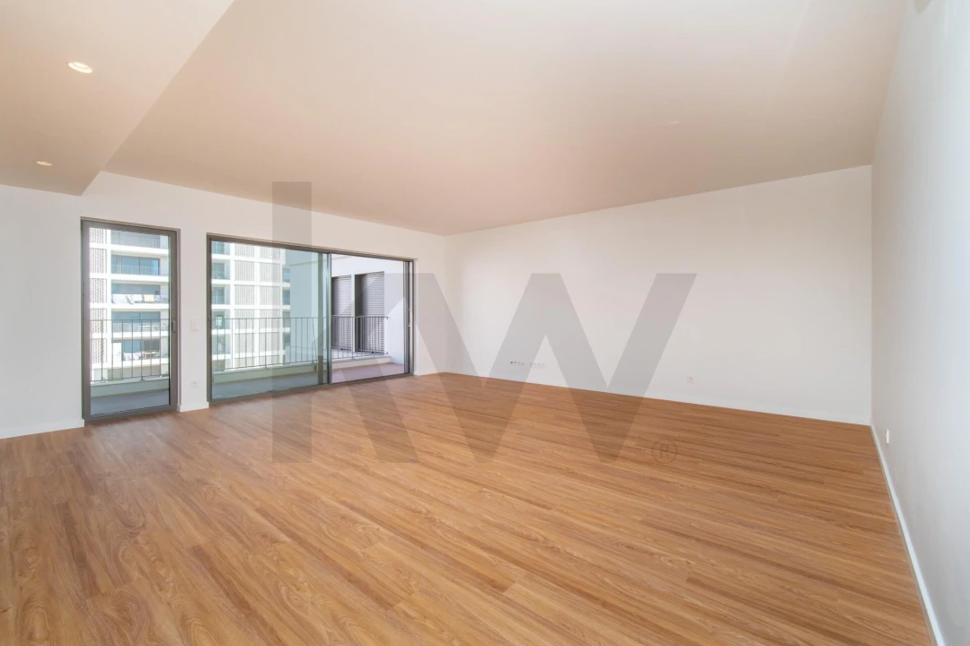 Apartamento T2 para Venda em Santo António dos Cavaleiros e Frielas Foto 12