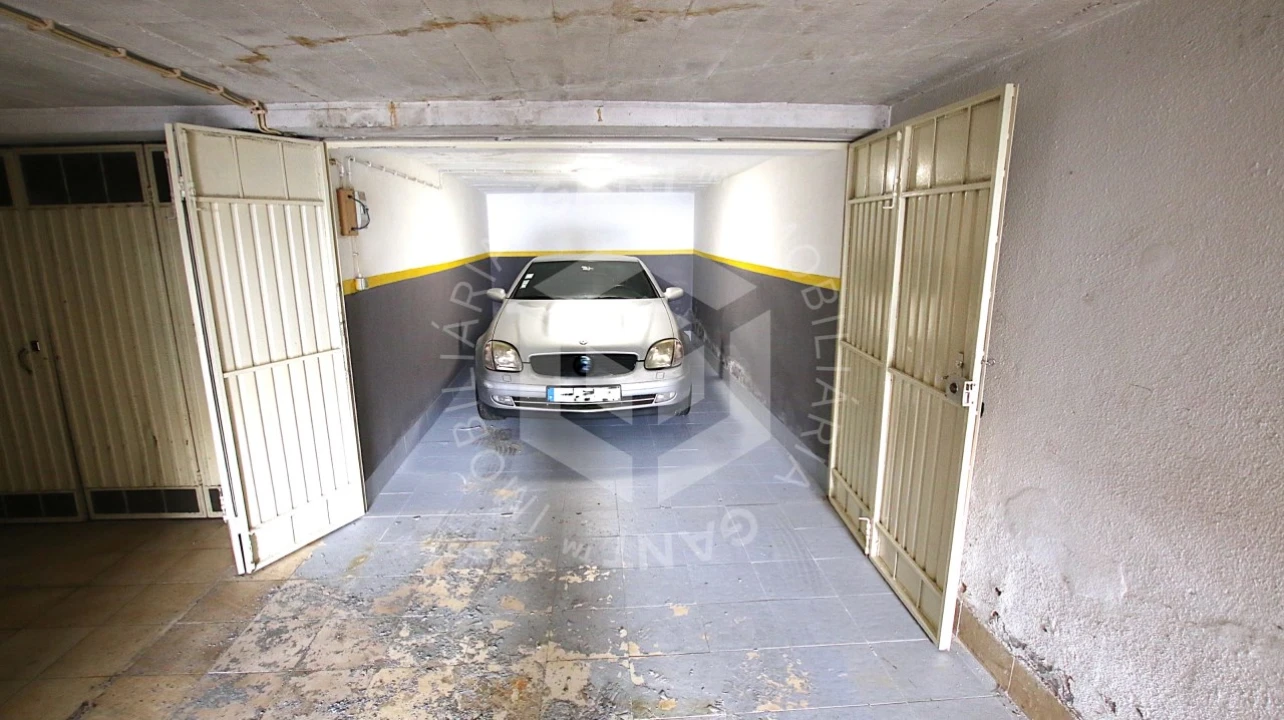 Garagem para Venda em Costa da Caparica Foto 4