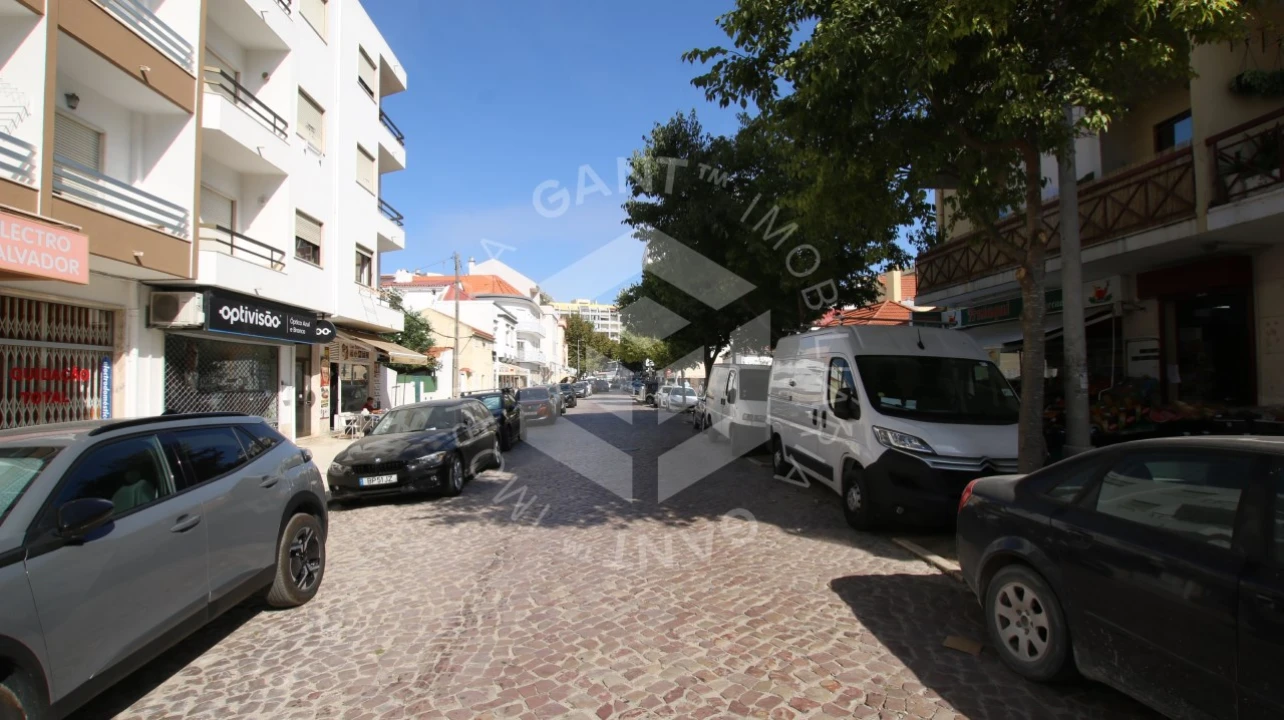 Garagem para Venda em Costa da Caparica Foto 10