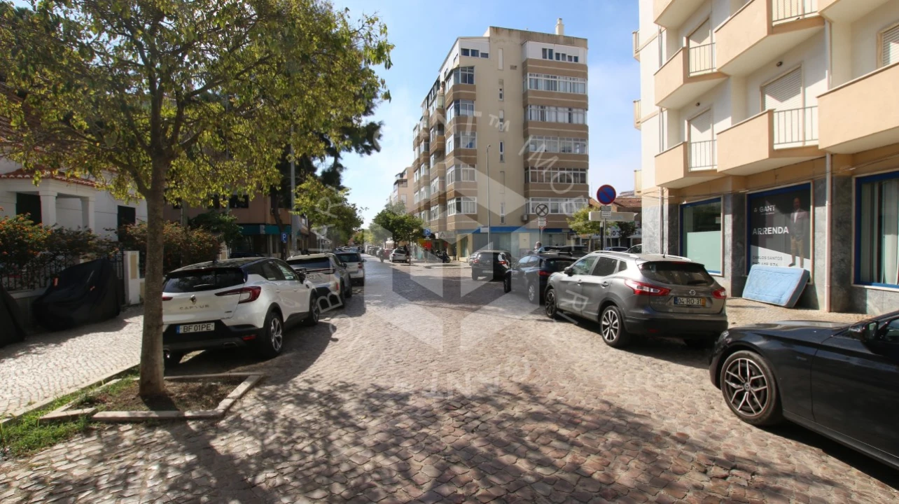 Garagem para Venda em Costa da Caparica Foto 11