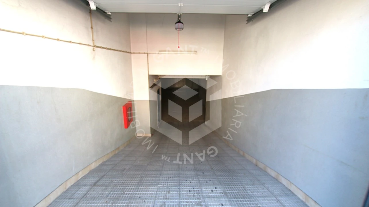 Garagem para Venda em Costa da Caparica Foto 6