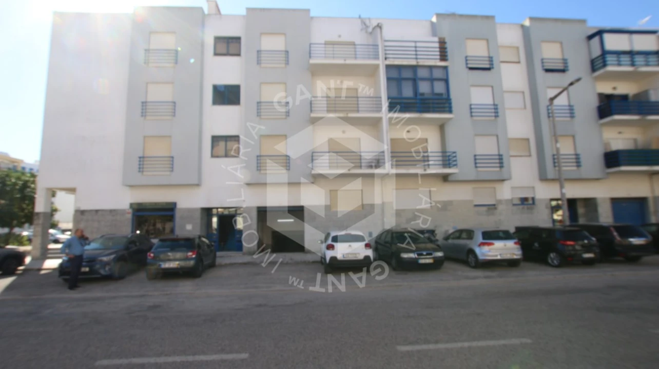 Garagem para Venda em Costa da Caparica Foto 10