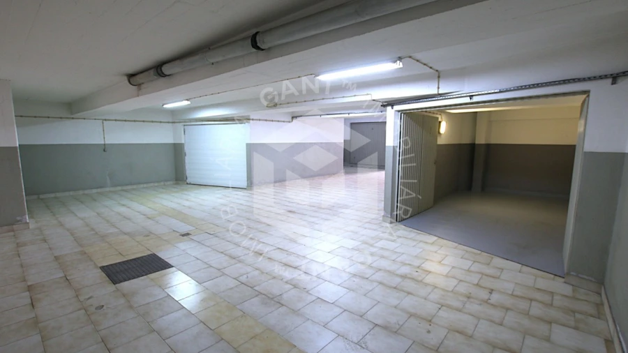 Garagem para Venda em Costa da Caparica