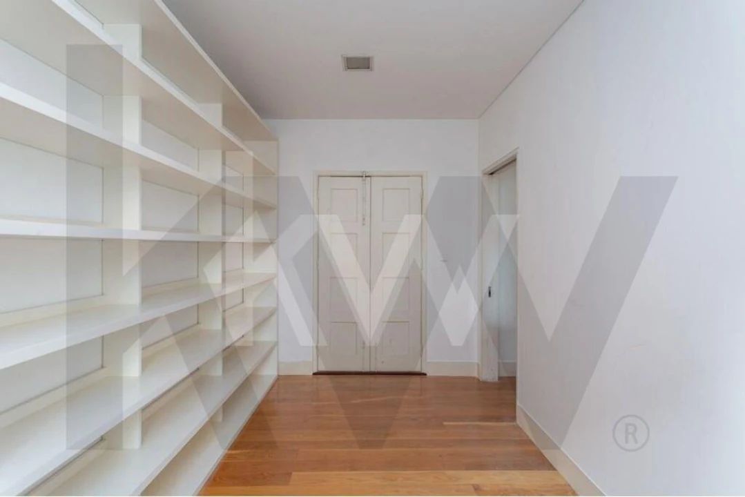 Apartamento T4 para Arrendamento em São Vicente Foto 5