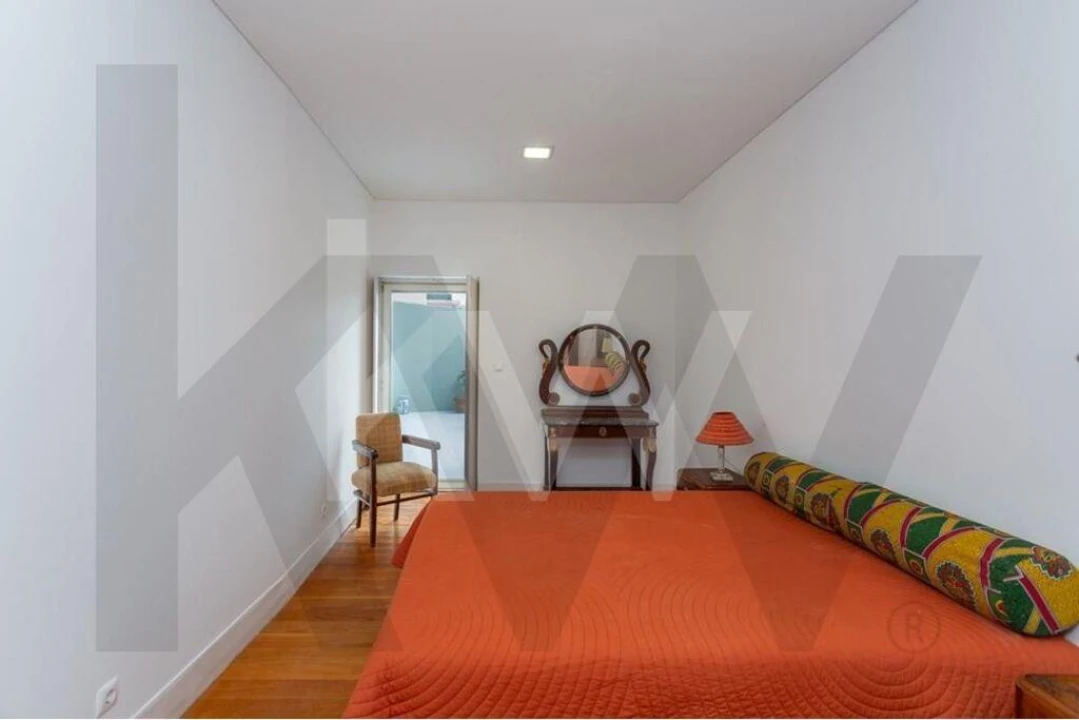 Apartamento T4 para Arrendamento em São Vicente Foto 10
