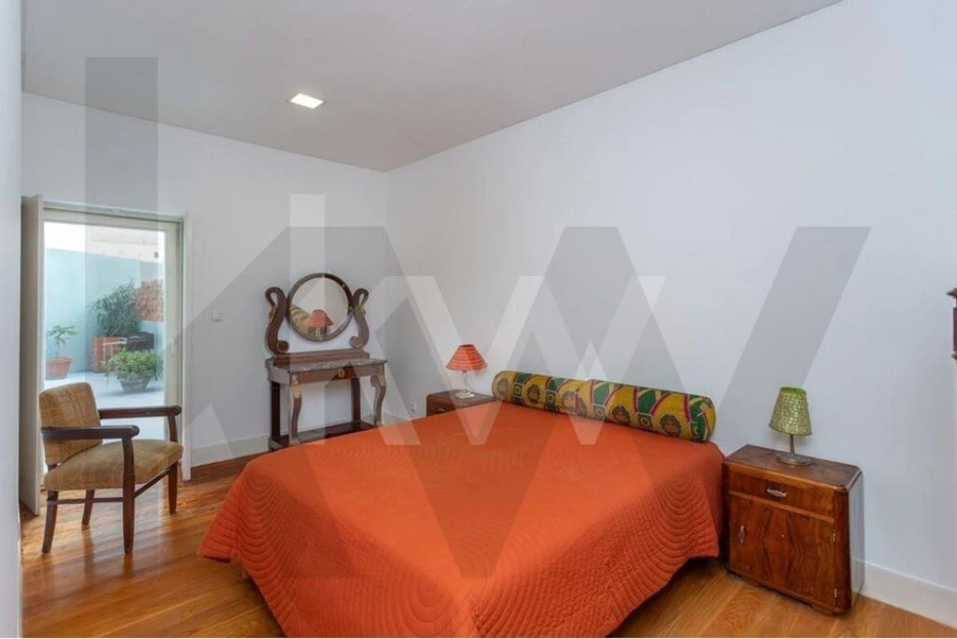 Apartamento T4 para Arrendamento em São Vicente Foto 9