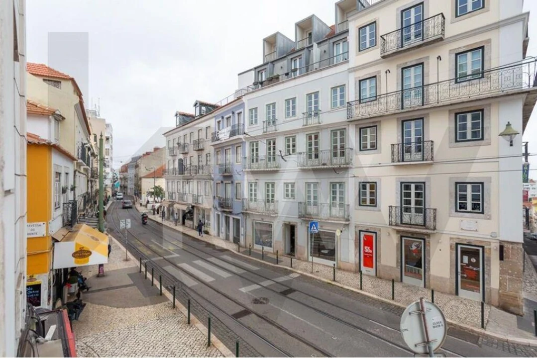 Apartamento T4 para Arrendamento em São Vicente Foto 19