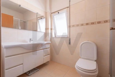 Apartamento T3 para Venda em São Martinho do Bispo e Ribeira de Frades