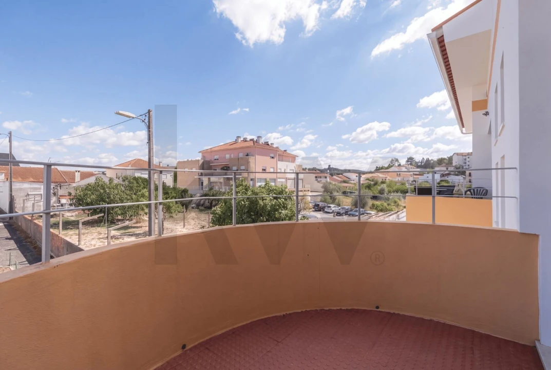 Apartamento T3 para Venda em São Martinho do Bispo e Ribeira de Frades Foto 21