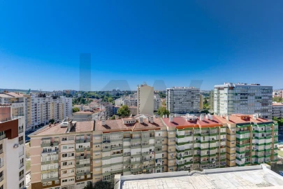 Apartamento T4 para Arrendamento em Lumiar
