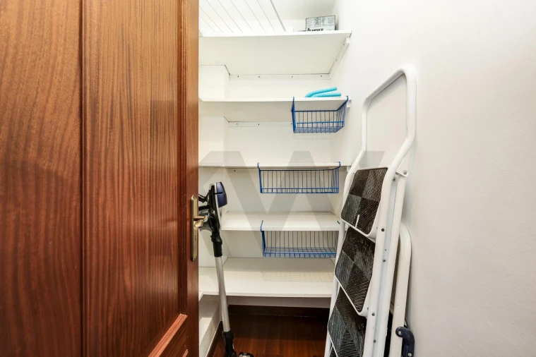 Apartamento T4 para Arrendamento em Lumiar Foto 22
