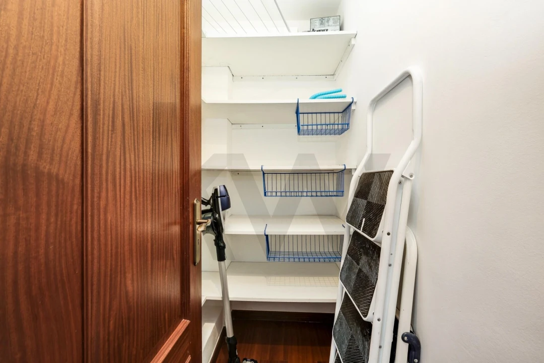 Apartamento T4 para Arrendamento em Lumiar Foto 22