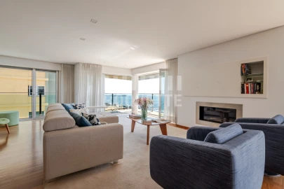 Apartamento T4 para Venda em Aldoar, Foz do Douro e Nevogilde