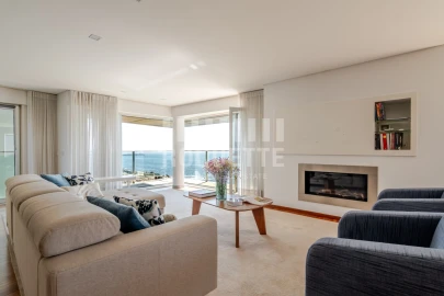 Apartamento T4 para Venda em Aldoar, Foz do Douro e Nevogilde