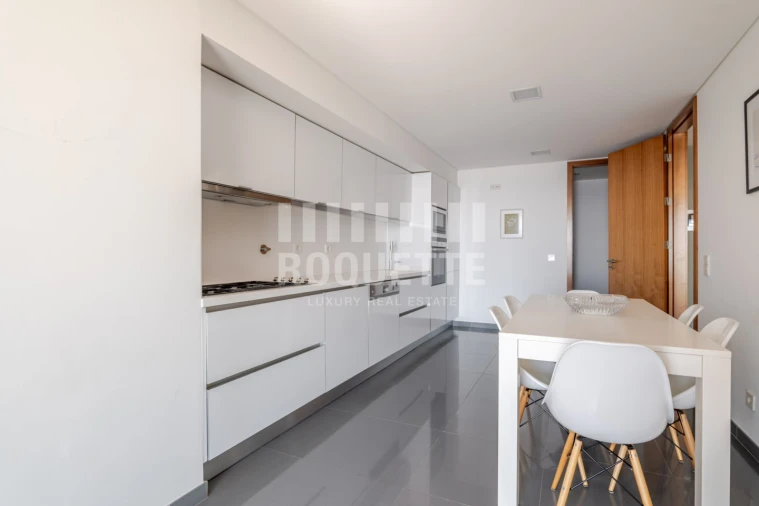 Apartamento T4 para Venda em Aldoar, Foz do Douro e Nevogilde Foto 26
