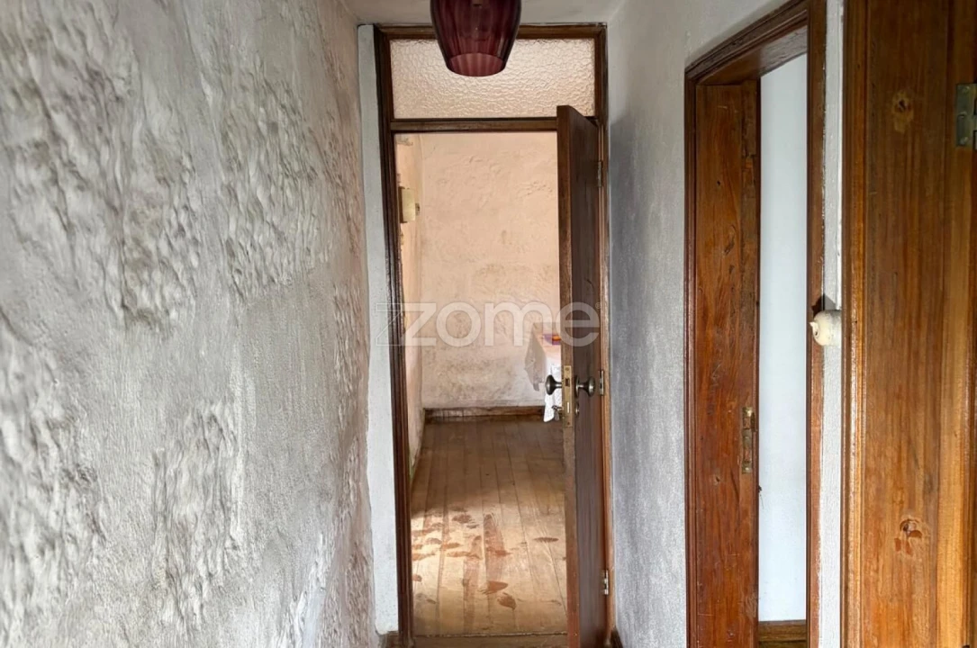 Moradia T2 para Venda em Eja Foto 15