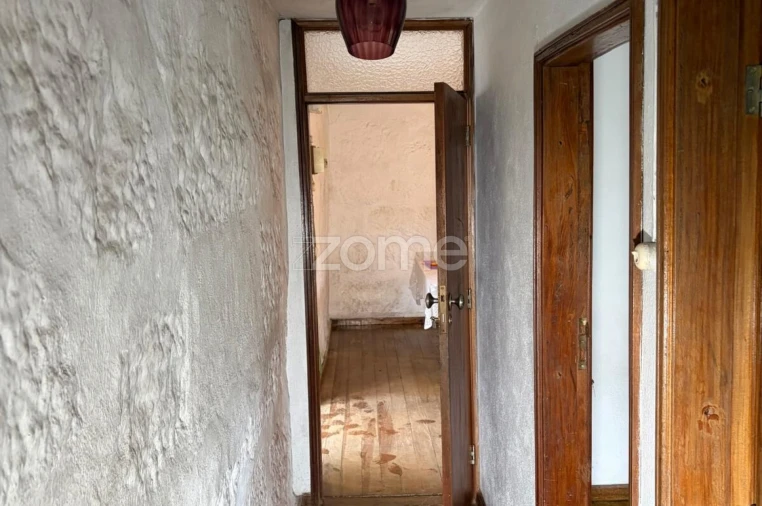 Moradia T2 para Venda em Eja Foto 15