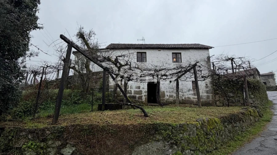 Moradia T2 para Venda em Eja