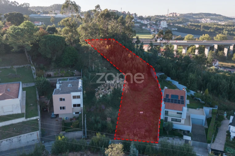 Terreno para Venda em Pedroso e Seixezelo Foto 12