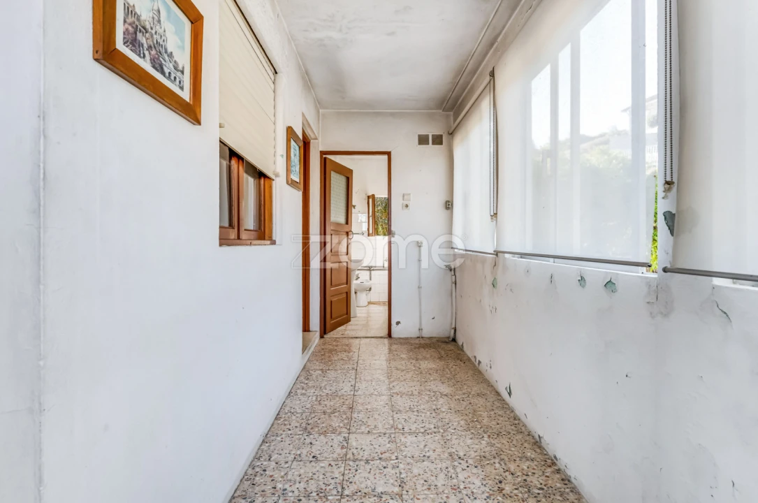 Moradia T2 para Venda em Avessadas e Rosém Foto 6
