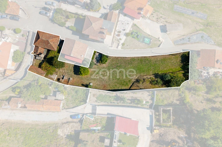 Moradia T2 para Venda em Avessadas e Rosém Foto 16