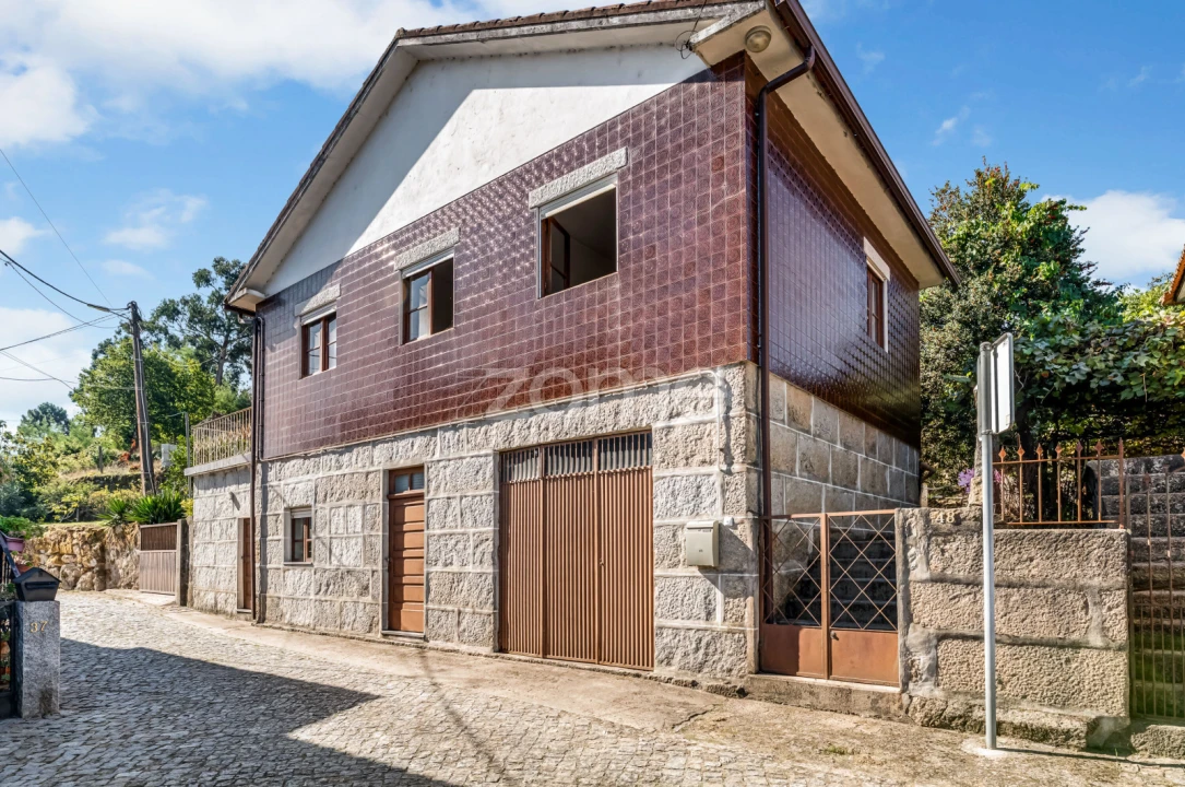 Moradia T3 para Venda em Avessadas e Rosém Foto 5