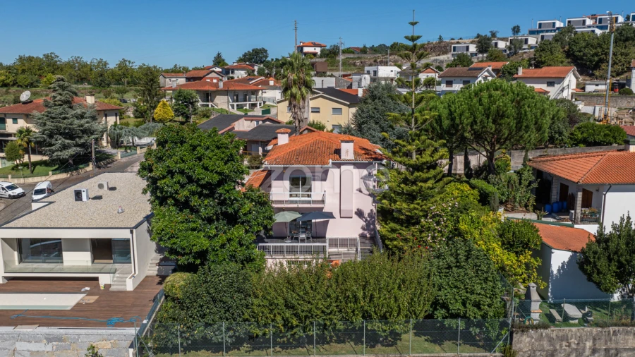 Moradia T5 para Venda em Sequeira