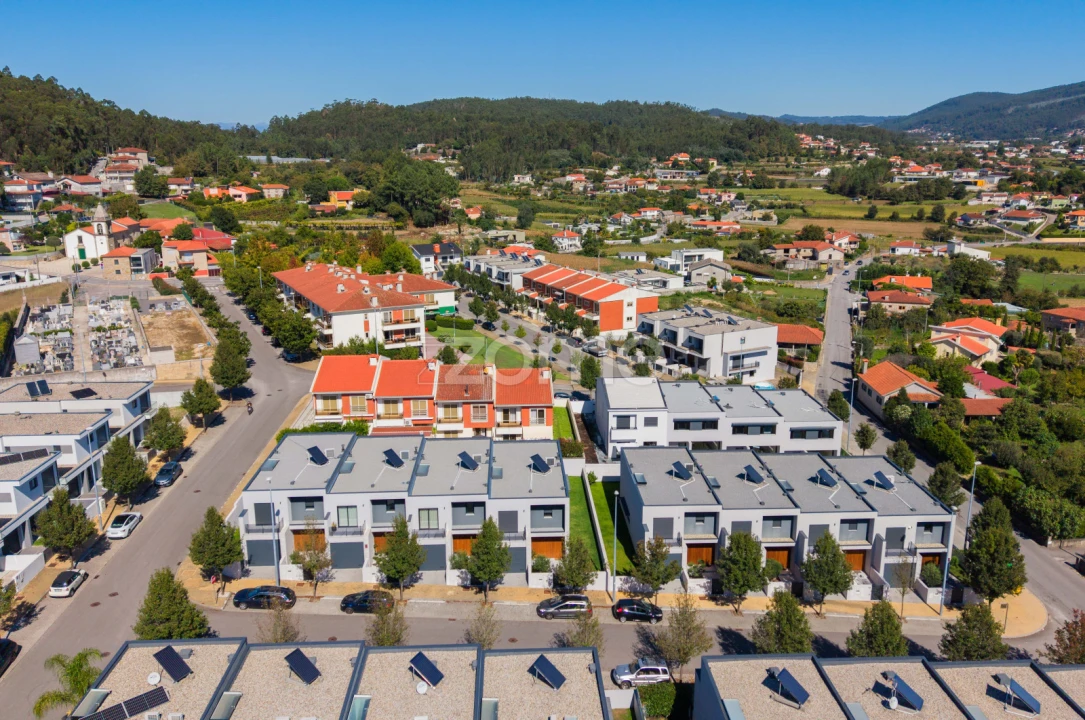 Moradia T3 para Venda em Arnoso (Santa Maria e Santa Eulália) e Sezures Foto 19