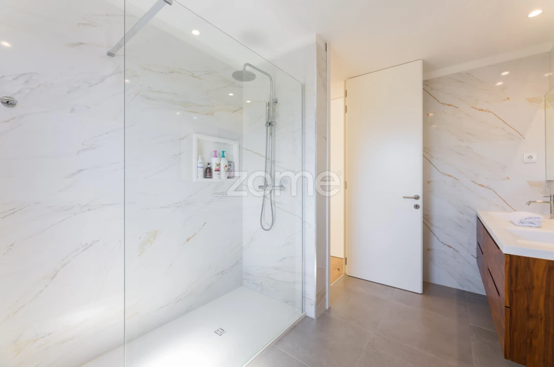 Moradia T3 para Venda em Arnoso (Santa Maria e Santa Eulália) e Sezures Foto 32