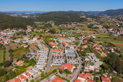 Moradia T3 para Venda em Arnoso (Santa Maria e Santa Eulália) e Sezures