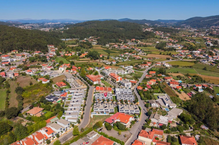 Moradia T3 para Venda em Arnoso (Santa Maria e Santa Eulália) e Sezures Foto 35