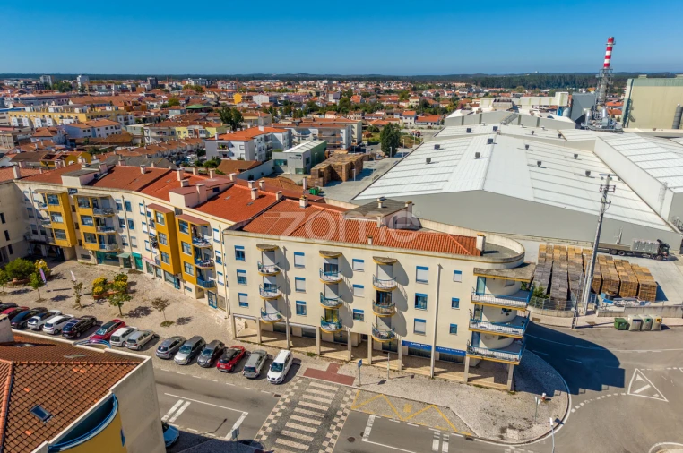 Apartamento T3 para Venda em Marinha Grande Foto 3