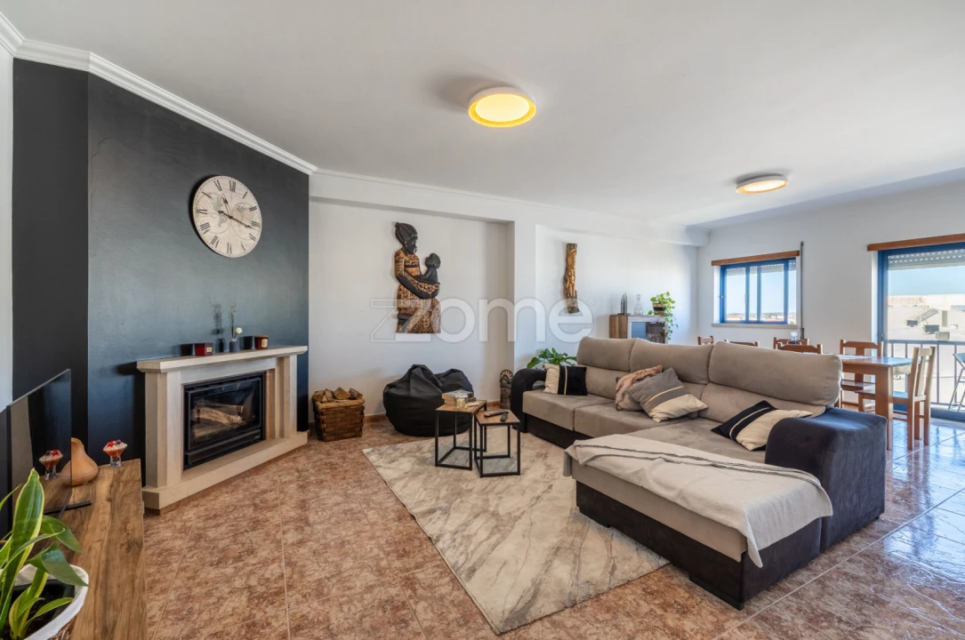 Apartamento T3 para Venda em Marinha Grande Foto 4
