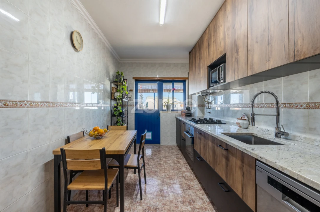 Apartamento T3 para Venda em Marinha Grande Foto 20